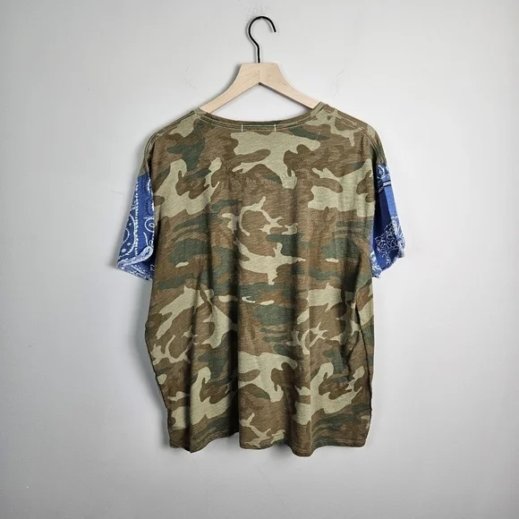 We the Free Camo Short Sleeve Graphic Top Medium - Picture 7 of 7